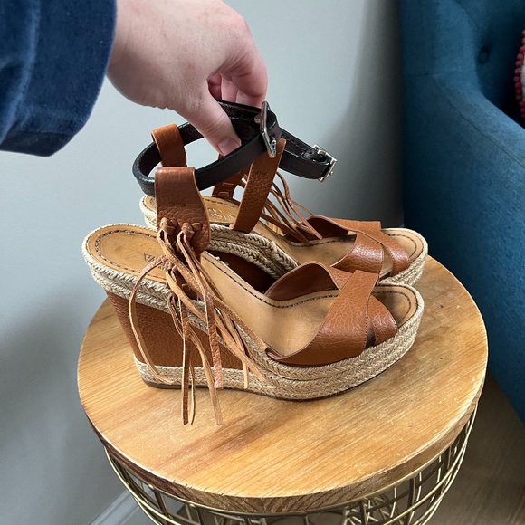 Valentino Garavani Leather Fringe Espadrille Wedge, Light Cuir Size 8 COA - Picture 3 of 13